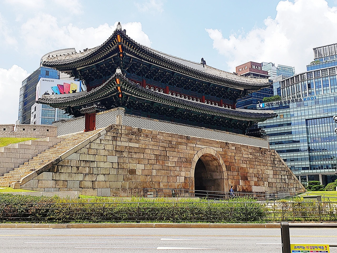 韓国語翻訳（デザイン，組版対応）